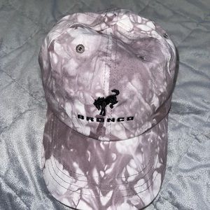 Does Bronco Cap